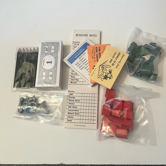 Monopoly & Clue Deluxe Vintage Game Collection - Picture 2 of 9